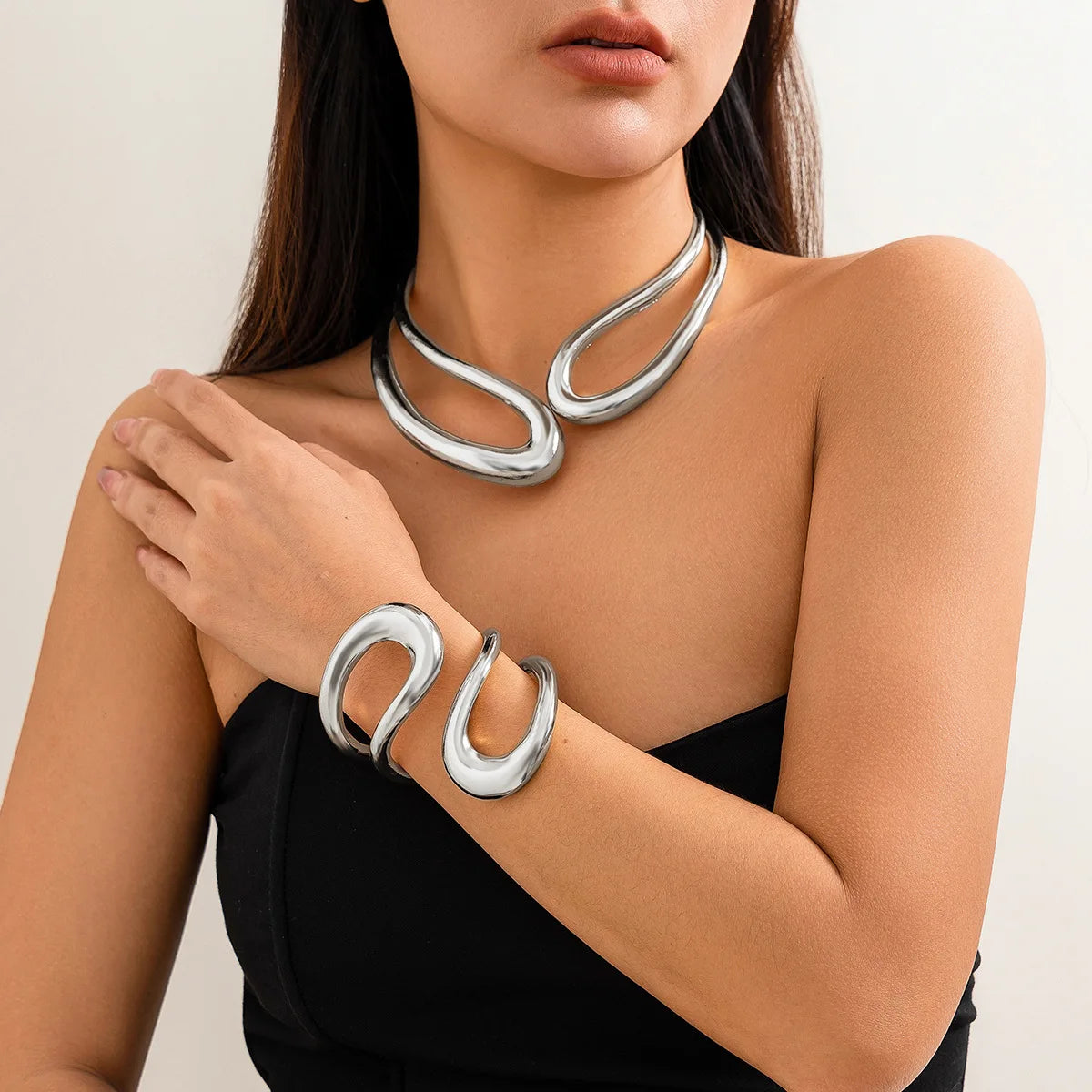 Vintage Hollow Out Set