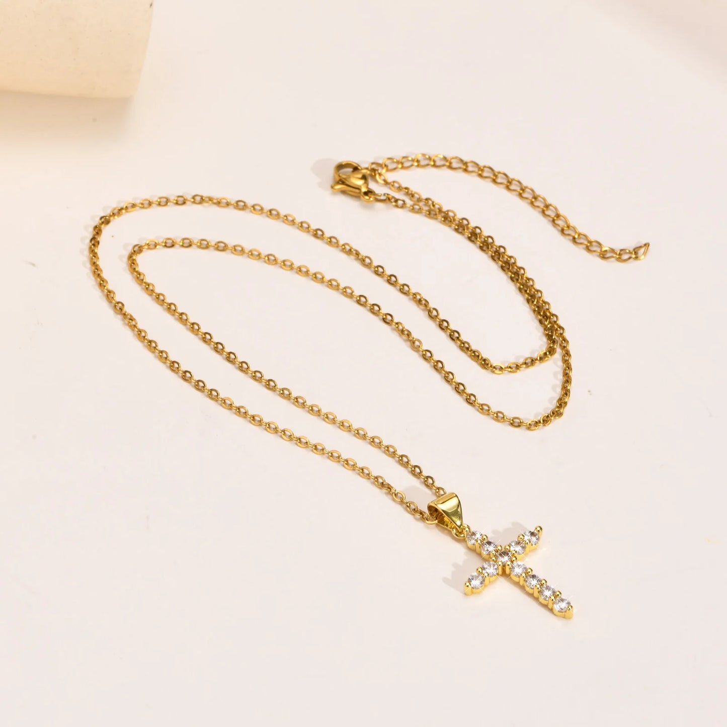 Minimalist Cross Pendant Neckalce