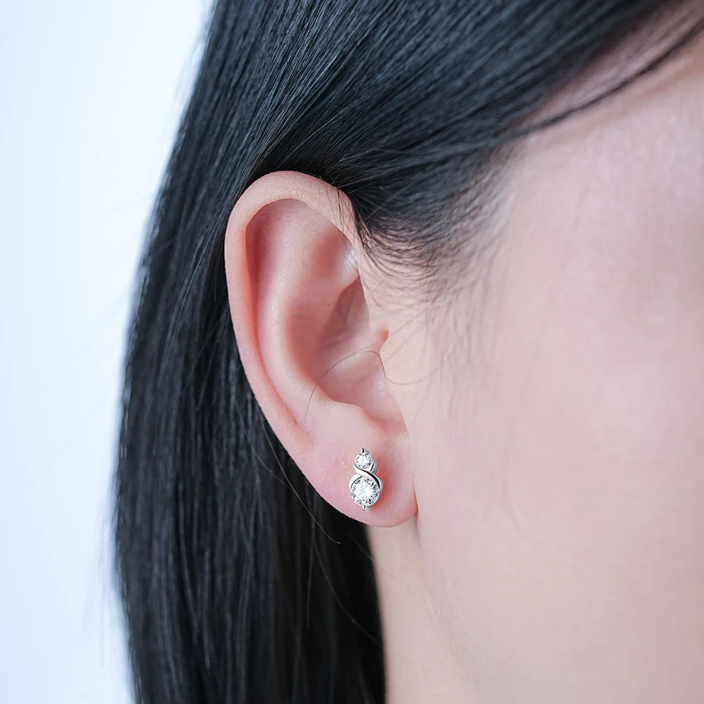Two Moissanite Stones Pendant Necklace/Stud Earrings Jewelry Set