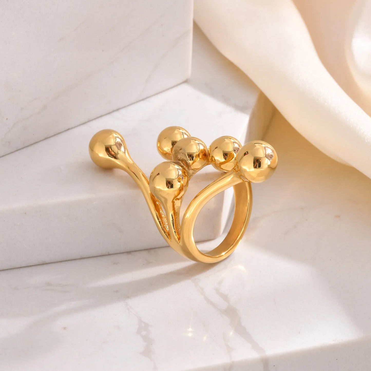 Balls Wrap Ring