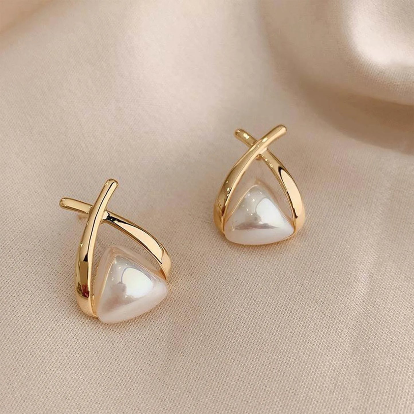 Triangle Shaped Earrings with Pearl
