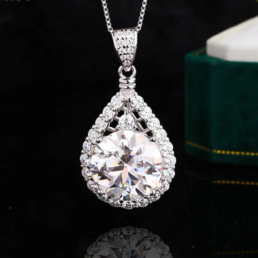 Moissanite Waterdrop Pendant Necklace - Gold Plated