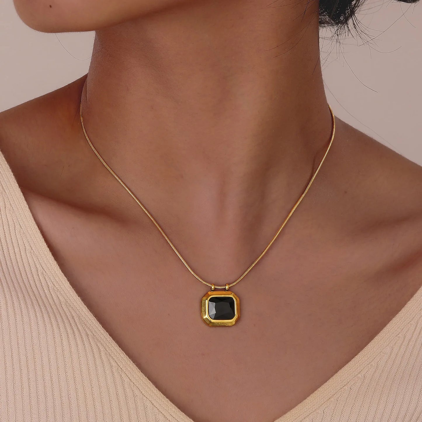 Geometric Faceted Stone Pendant With Snake Chain