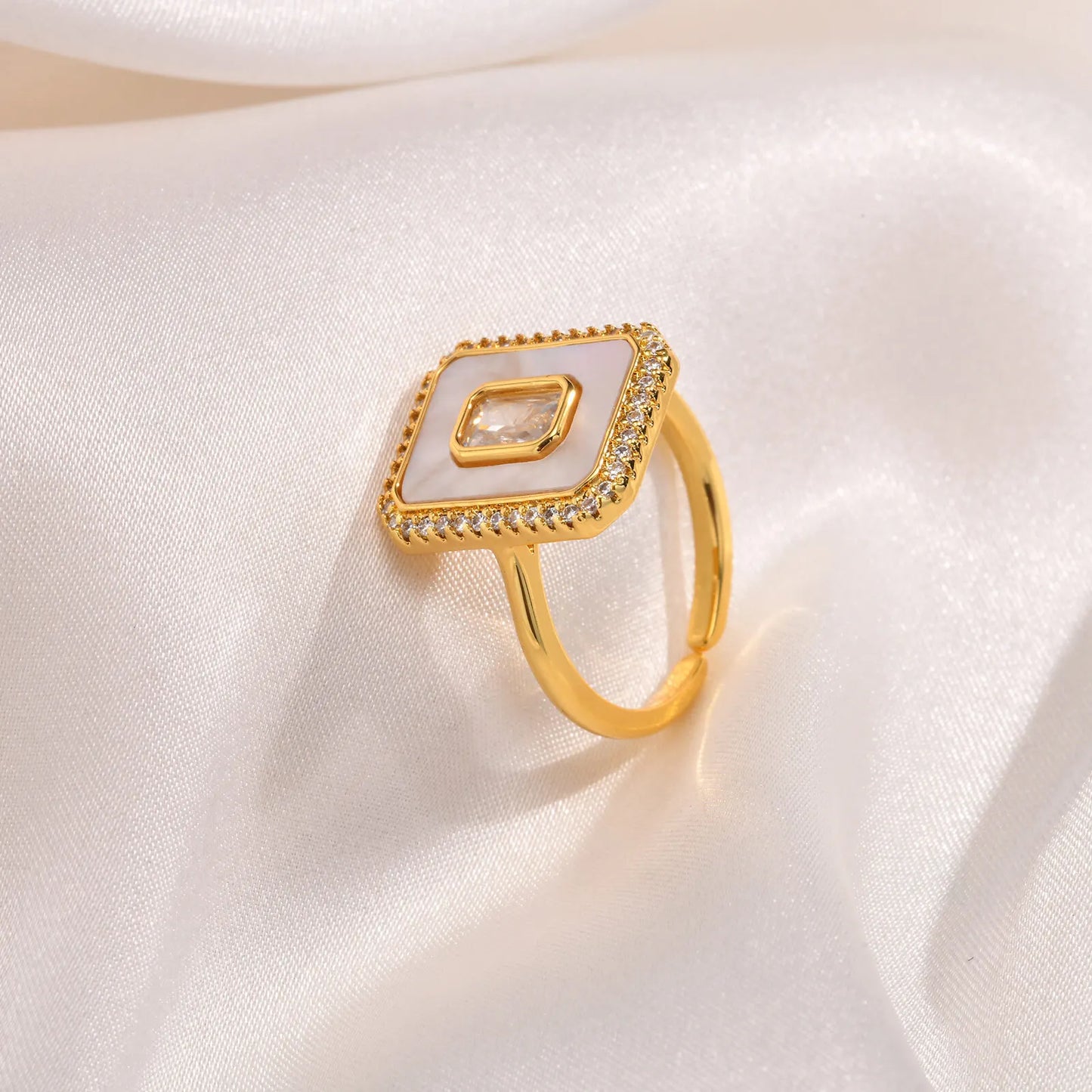 Rectangle Shelled Ring