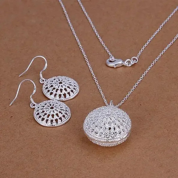 Necklace and Earrings Sets